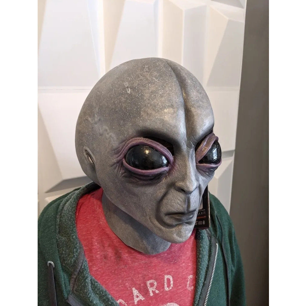 Wearing the Alien Mask